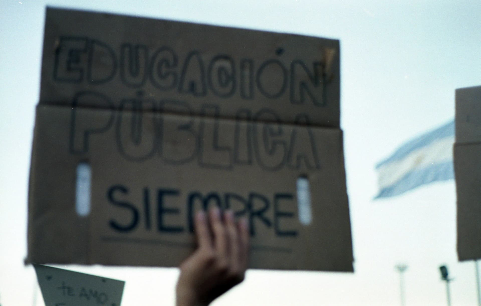 EDUCACIÓN PÚBLICA SIEMPRE